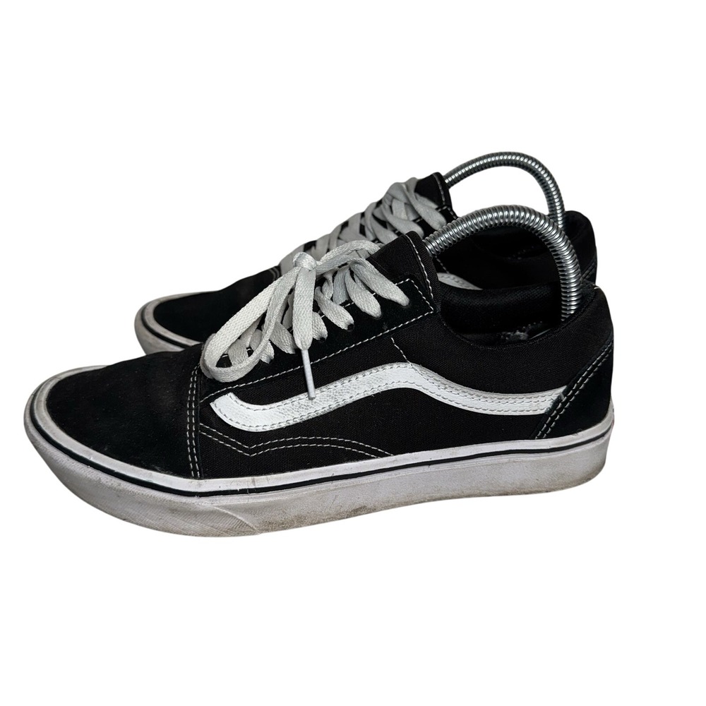 Vans Black and White comfy Cush shoes
